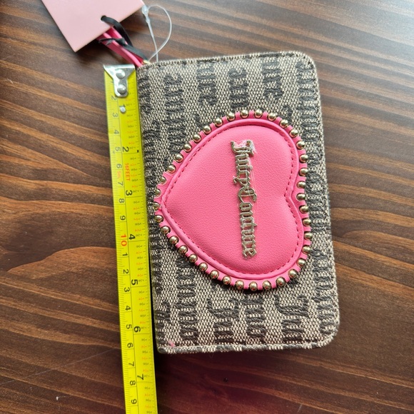 Juicy Couture Brown and Pink Heart Wallet - Picture 8 of 10